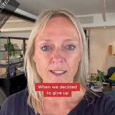 Antonia Hanson's Instagram, Twitter & Facebook