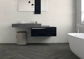 Sie können deutsche fliese ag unter der telefonnummer 0421 6262100 kontaktieren. Badfliesen Xxl Fliesen Reliefdekor Grohn Oxy Deutsche Fliese Bundesverband Keramische Fliesen E V