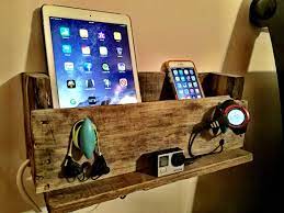 Built A Charging Station For All My Gadgets Chargingstation Pallet Woodworking Apple Suun Diy Kitchen Accessories Charging Station Rustic Charging Station