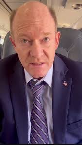 Chris Koons's Instagram, Twitter & Facebook