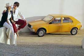 Image result for Jaune 1982 Renault