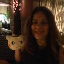 Ana Muniz (@ALMuniz)