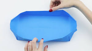 Wir zeigen in dieser einfachen anleitung, wie sie ein origami. Eine Einfache Papierschachtel Basteln Wikihow