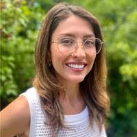 Molly Middleton's Instagram, Twitter & Facebook