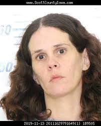 Michelle Fender's Instagram, Twitter & Facebook