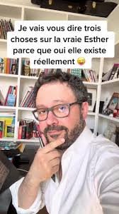 Les Cahiers d'Esther