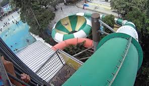Tamanx juga luas, ada lopox. Snowbay Waterpark Tiket Info Wisata Juni 2021 Wahana