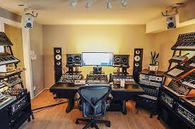 Plenty Of Powerful Tools In This Studio By Djprofiletv Musicproducer Musicstudio Home Studio Desk Home Studio Studio