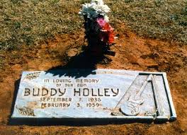 14 Famous Memorial Sites For Musicians Famous Tombstones Buddy Holly Famous Graves
