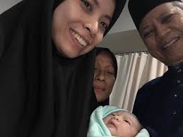 Annuar is the former minister of rural development, now known as the ministry of rural and. Allahuakbar Ramadhan Ini Kami Di Tan Sri Annuar Musa Facebook