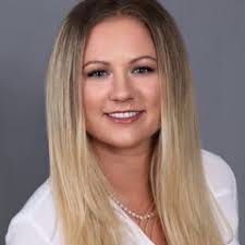 Kristine Walley's Instagram, Twitter & Facebook