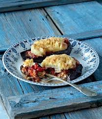 Greek Recipes Cooked Again And Again Papoutsakia Baked Aubergines Stuffed With Ground Meat And Topped W Greek Recipes Greek Food Traditional Greek Cooking