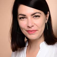 Jenny Fischer's Instagram, Twitter & Facebook