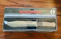 This gives them a basic value even if a specific item has low demand by itself. Winchester Limited Edition 2009 Wood Handle Knife 3piece Set In Collector S Tin Ebay