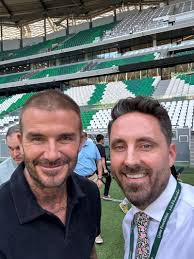 So, I did say that's it's not everyday you get to meet a living  legend...but apparently it can be every week!