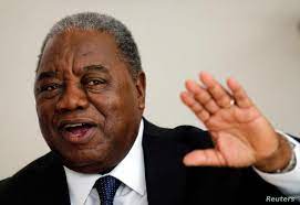 Jun 14, 2021 · zambia's founding father and former president kenneth kaunda has been admitted to hospital for an undisclosed illness, his office said monday. Former Zambian President Faces Corruption Trial Voice Of America English