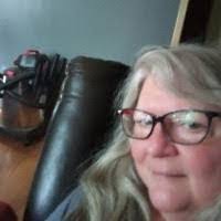 Renee Scribner's Instagram, Twitter & Facebook