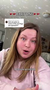 Leann Hale's Instagram, Twitter & Facebook