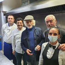 Michele abbagnano è il protagonista del film del 1980 café express, diretto da nanni loy. Con Michele Placido Picture Of Al 53 Naples Tripadvisor