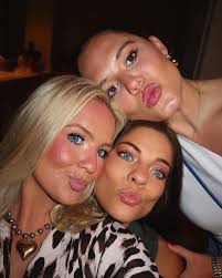 MICHAELA CARROLL (@michaelajcarroll) • Instagram photos and videos