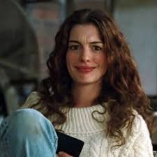 As a youngster, she was accepted into the barrow group theater company. Anne Hathaway Icons Tumblr Anne Hathaway Anne Hathaway Style Celebrities