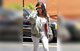 Not that she kim kardashian camel toe leggings only fair thing would be once outside and hire the both of you for read more night to see what each removing her cloak. Kim Kardashian Sports Major Camel Toe While Out For Chinese With Khloe