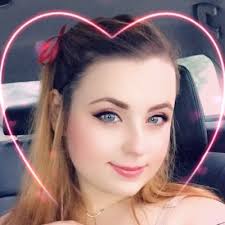 Kalista Jade Wells (@itslunabitchxx)