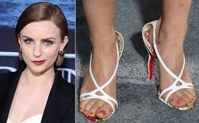 At size 12, elle has some of the biggest feet on this list. 28 Celebs With Ugly Feet Gross Corns And Crusty Hammer Toes