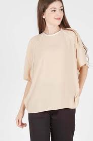 Trend baju 2014 untuk wanita gemuk. 10 Model Baju Atasan Untuk Orang Gemuk Terbaru 2021