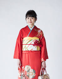 振袖でお呼ばれ結婚式髪型は派手すぎず地味すぎずが正解 Furimo