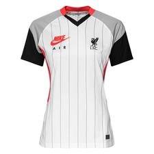 Zeige jeder für welches team dein herz schlägt und hole dir das trikot deiner lieblingsmannschaft jetzt im kickershop Liverpool Trikots Das Neue Liverpool Trikot Bei Unisport