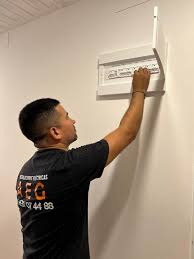 INSTALACIÓNES ELÉCTRICAS AEG