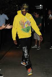 Travis scott t shirt travis scott outfits travis scott fashion travis scott style travis scott clothing travis scott travis scott is the latest person to ride the baggy cargo pants wave. Travis Scott Style Complex