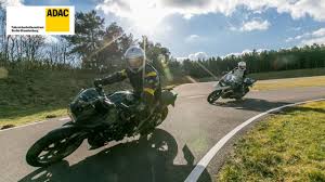 Fahrsicherheitsttraining Fur Motorrad Adac Fahrsicherheitszentrum Bbr Youtube