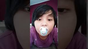 Yaitu mengolesi ujung dot dengan brotowali agar terasa pahit. Viral Anak 8 Tahun Masih Ngedot Youtube