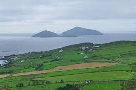 Not Too Far From Waterville On The Iveragh Peninsula In Co Kerry Ireland On The Ring Of Kerry The Road Climb Up To And Places To Visit Out To Sea Places