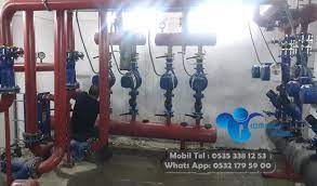 Eve girip kapatmıştır çünkü merkezi sistemde ya kollektör vardır ya da her odadan bir üst daireye çıkan kolon boruları vardır. Merkezi Isitma Sistemi Merkezi Sistem Bakimi Uzmanlar Tesisat