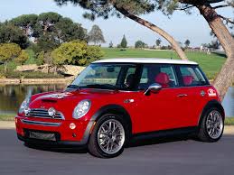 Hot Red Mini Cooper Jpg 1600 1200 Pixels Mini Cooper Wallpaper Red Mini Cooper Mini Cooper