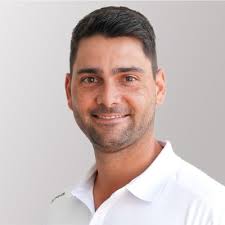 I'm excited to start my role as an Associate Consultant Intern at Bain &  Company's Munich office! I look forward to developing new skills, learning  from an incredible team, and contributing to