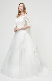 Venez également essayer la robe de mariée de vos rêves dans notre boutique couture nuptiale du 9ème arrondissement à paris. Robe De Mariee Organza Couture Nuptiale Notre Collection De Robes De Mariee En Organza