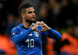 Lorenzo insigne, esterno del napoli e autore di un'ottima prestazione con la maglia della nazionale, ha parlato ai microfoni di rai sport al termine. Italia Insigne E Quella Dieci Che Pesa Come Un Macigno Per Sempre Calcio