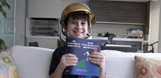 Последние твиты от joão paulo guerra(@jpguerra1985). Brasileiro De 7 Anos E Mais Jovem Do Mundo A Ganhar Premio Da Nasa 08 07 2017 Uol Tilt