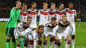 Toda la información sobre la selección alemana en la eurocopa 2021. La Seleccion Nuevo Simbolo Patrio Aleman Deportes Dw 24 11 2013