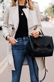 The bag has one chain shoulder strap, a single flap with a magnetic closure, a single interior pocket, as well as a single exterior slip pocket on the back. My Honest Review Of The Polene Numero Un Handbag Fashion Jackson