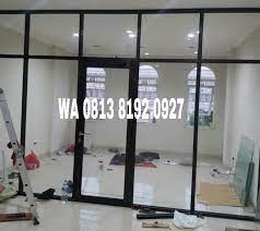 Harga pintu aluminium kaca ruko untuk kantor pintu kaca murah promo. Tukang Pintu Kaca Ruko Minimalis Kumpulan Tukang