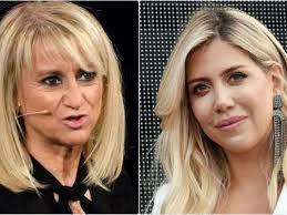 La ragazza che è arrivata dove voleva arrivare scrive accanto a una cartolina bollente in cui appare come mamma l'ha fatta. Wanda Nara Contro Luciana Littizzetto Per La Battuta Offensiva Pronunciata A Che Tempo Che Fa Corriere It