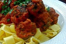Boulettes De Viande A La Sauce Tomate A L Italienne Recette Ptitchef Recette Boulette De Viande Recettes De Cuisine Boulette