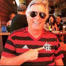 O que você quer tocar hoje? Sylvinho Blau Blau Blaublauoficial Twitter