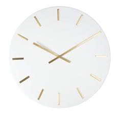 Horloge En Metal Blanc Chiffres Dores D80 Everly Maisons Du Monde