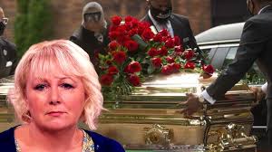 🥂 SAYING GOODBYE: ALISON KING DECLARES CO-STAR HER "BEST FRIEND" IN A HEART -WRENCHING EXIT TRIBUTE! The bond between the stars of Coronation Street is  real. Today, Alison King shared an incredibly emotional